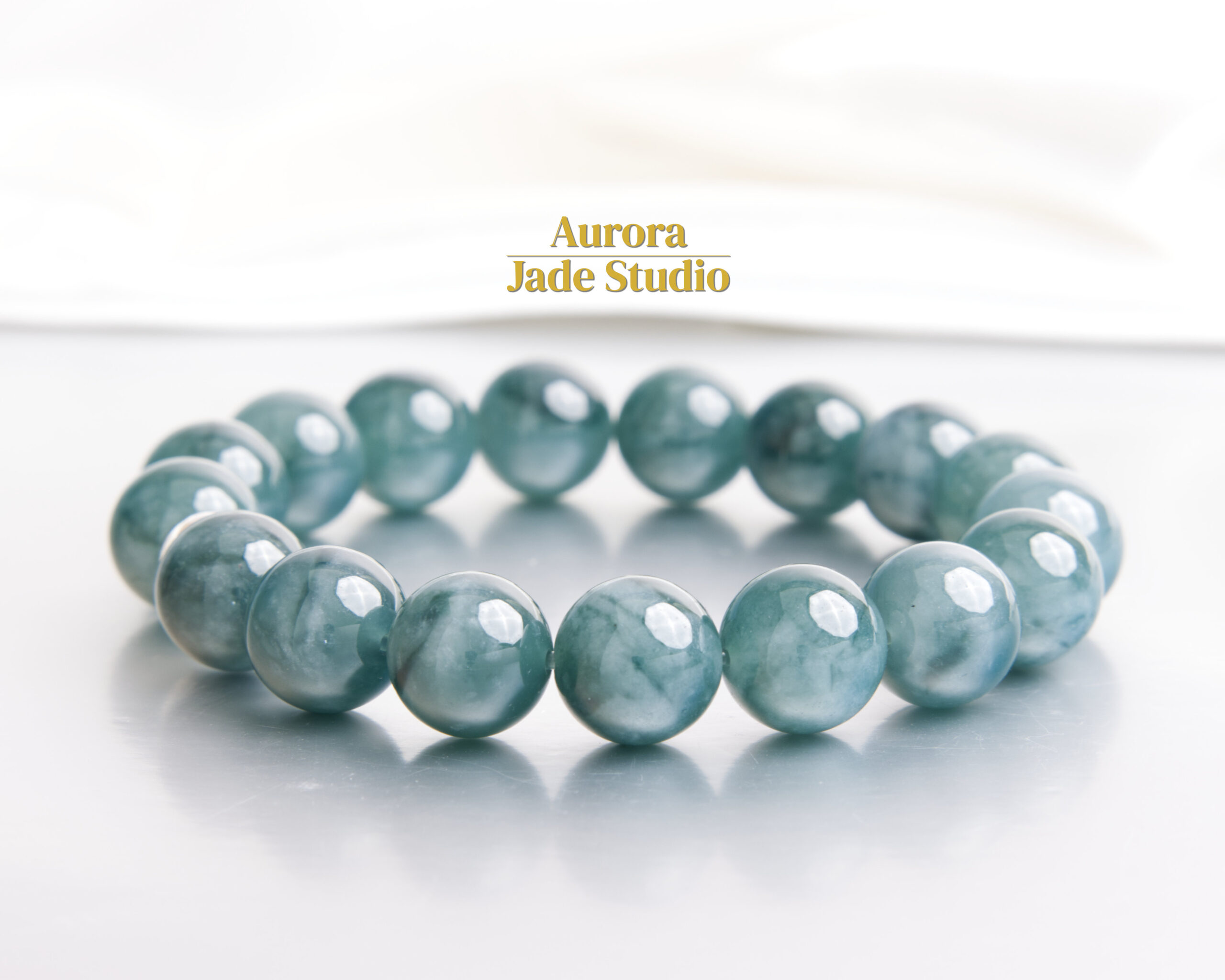 Natural Guatemalan Green Jadeite Bracelet – Certified Type A Jade - Image 7