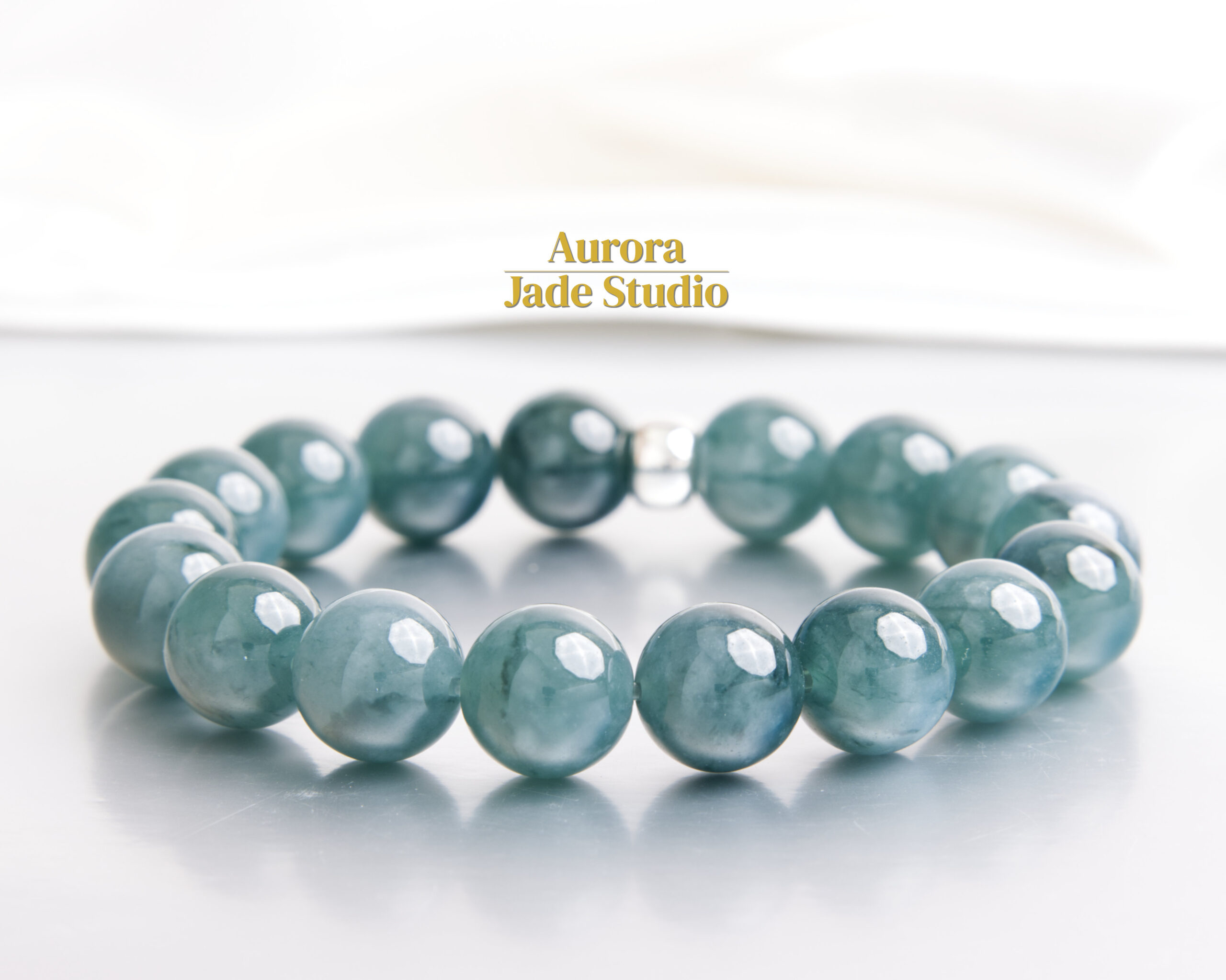 Natural Guatemalan Green Jadeite Bracelet – Certified Type A Jade - Image 6