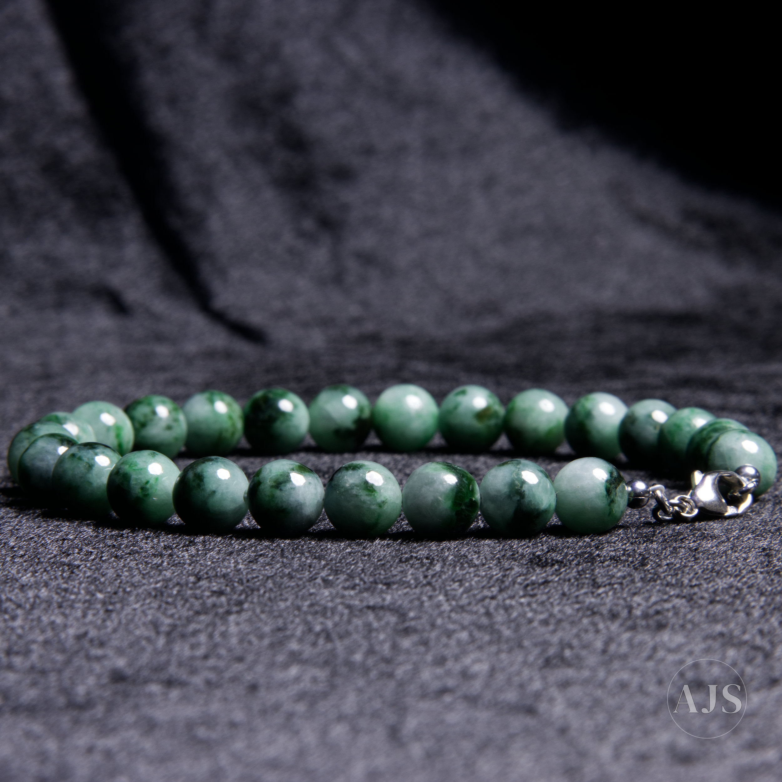 Genuine Type A Burmese Jadeite Bracelet — Natural Green Pattern, 8.4 mm - Image 2