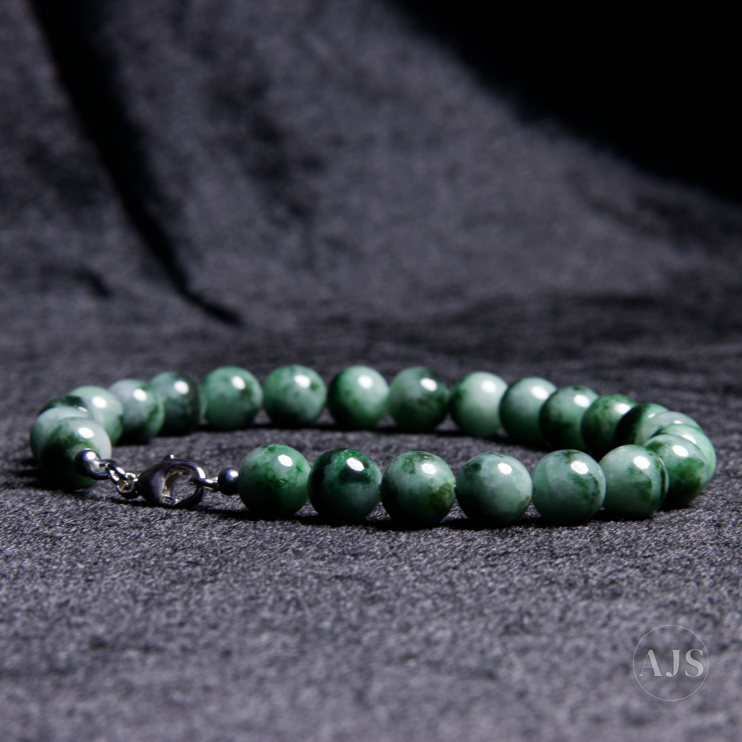 Genuine Type A Burmese Jadeite Bracelet — Natural Green Pattern, 8.4 mm - Image 5